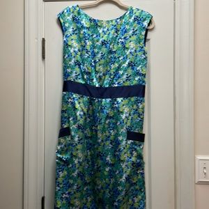Like new Lilly Pulitzer dress. 100% silk